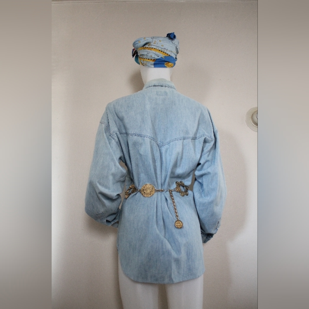 💙 Vintage '90s Versace Denim Western Button-Down Shirt - Picture 2 of 15